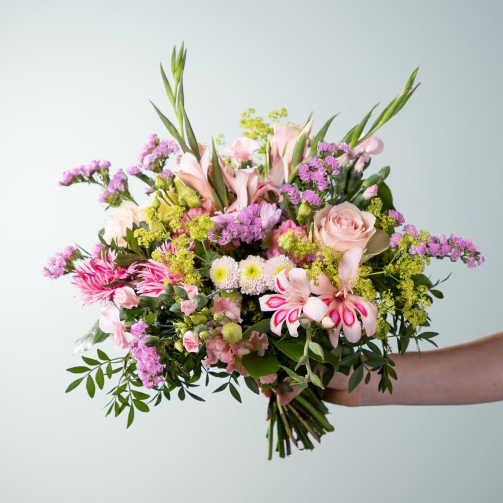 Blumensträuße mit Geschenk zum Muttertag Blumen verschicken Online