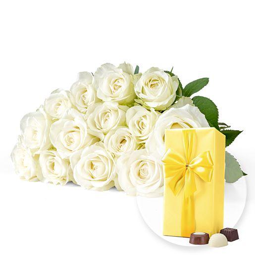 Rosenstrauß aus 15 weißen Fairtrade-Rosen mit Belgischen Pralinen